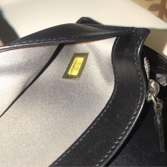 AUTHENTIC CAMILLA CHANEL SNAP WALLET (Limited Addition) - Picture 11 of 11